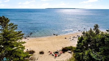 Beach nearby, sailing, kayaking, fishing