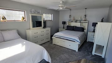 2 Schlafzimmer, Schreibtisch, Bügeleisen/Bügelbrett, WLAN