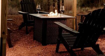 Scenic Mountain Glamping Tent with Orchard & Farm Animals near Quarai Ruins in Torreon, New Mexico