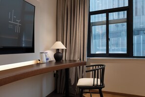ห้องซิตี้ดับเบิล, วิวเมือง | บริเวณนั่งเล่น
