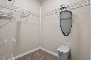 Interior - Peaceful and inviting 2 bedroom stay (New Braunfels)
