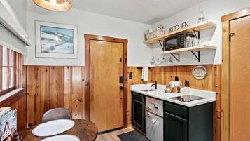 Fridge, microwave, stovetop, coffee/tea maker