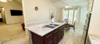 Peaceful Family Retreat with Game Room and Fire Pit near Lakes and Golf Courses in Hot Springs Village, Arkansas