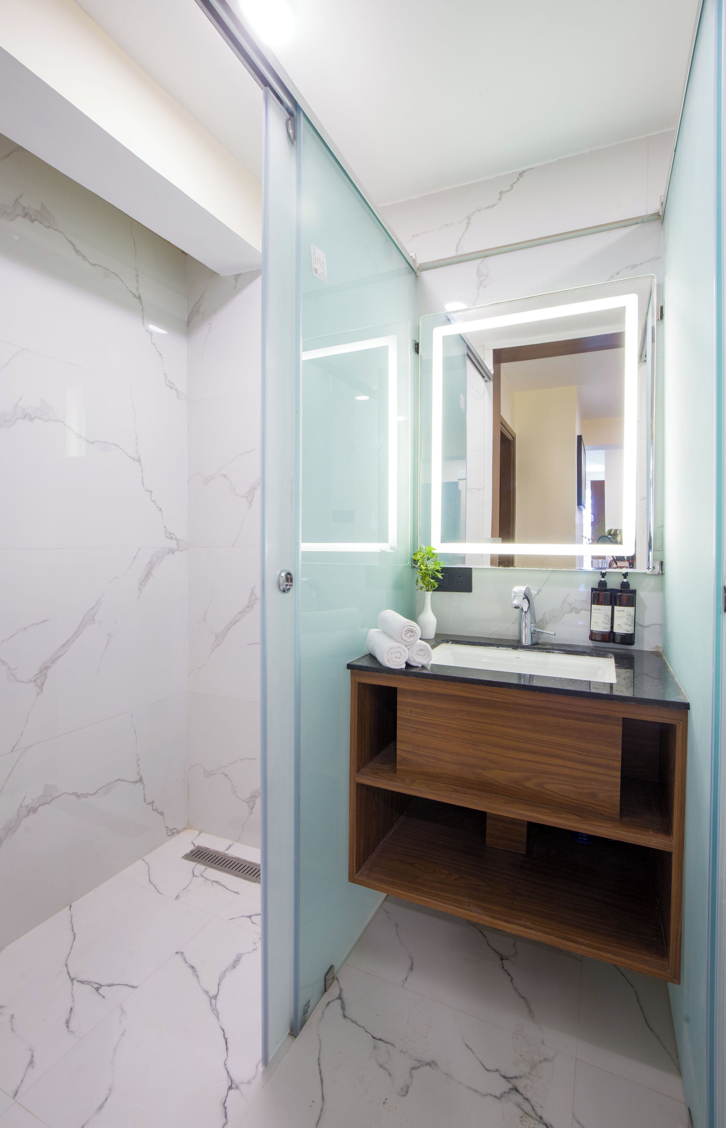 Superior Apartment, Garden View | Bathroom