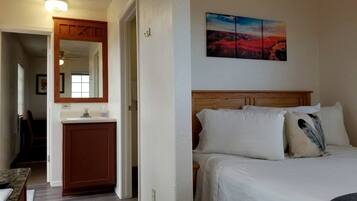 2 Schlafzimmer, Schreibtisch, WLAN, Bettwäsche