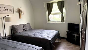 2 bedrooms, WiFi, bed sheets