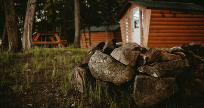 Ontario Glamping Cabin, Perfect for Discovering the Ottawa Valley