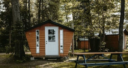 Couples Glamping Cabin for Nature Getaway on Golden Lake