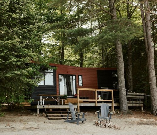 Gorgeous Tiny House Nestled Amidst Trees and Fire Pit Provided in Petawawa, Ontario