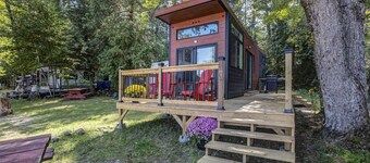 Incredible Tiny House Barbecue and Fire Pit Provided in Petawawa, Ontario