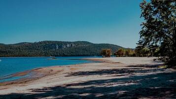 Beach nearby, sailing, kayaking, fishing