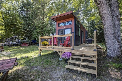 Incredible Tiny House Barbecue and Fire Pit Provided in Petawawa, Ontario