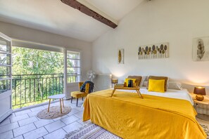 1 bedroom, iron/ironing board, WiFi - Guest Room “La Sétoise” with Shared Terrace & Garden, Wi-Fi (Balaruc-le-Vieux)