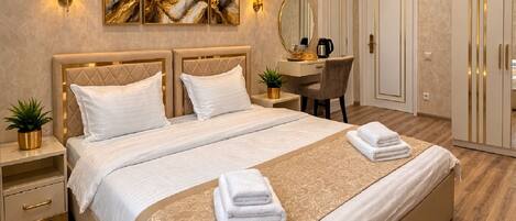 Comfort Double or Twin Room | Iron/ironing board, free WiFi, bed sheets