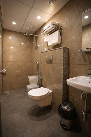 Bathroom - Solasta Stays & Banquets - Wakad (Tathawade)