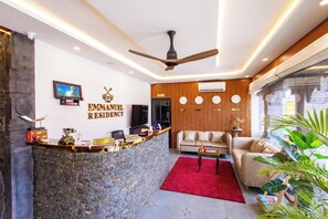 Hall