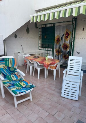 Outdoor dining - Benvenuti in paradiso - Casa di Lollo (San Pietro In Bevagna)