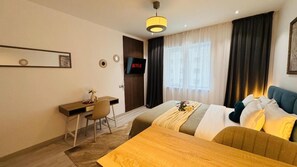 Studio Comfort, 1 Tempat Tidur Double, Bebas Asap Rokok | Tirai kedap cahaya dan Wi-Fi gratis