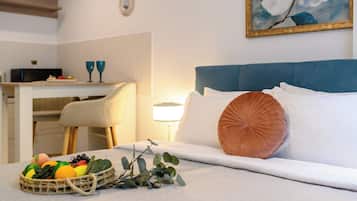 Comfort-Studio, 1 Doppelbett, Nichtraucher | Verdunkelungsvorhänge, kostenloses WLAN, Bettwäsche