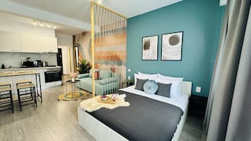 Estudio Confort, 1 cama doble con sofá cama, no fumadores | Cortinas opacas, tabla de planchar con plancha, wifi gratis