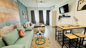 Living area - Modern Apartments in the Heart of the City (București)