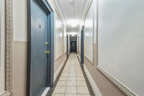 Interior - FIFA World Cup Stay • Easy Transit to MetLife • Near NYC (Jersey City)