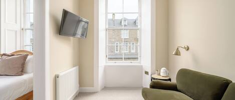 Junior Studio Suite | Living area