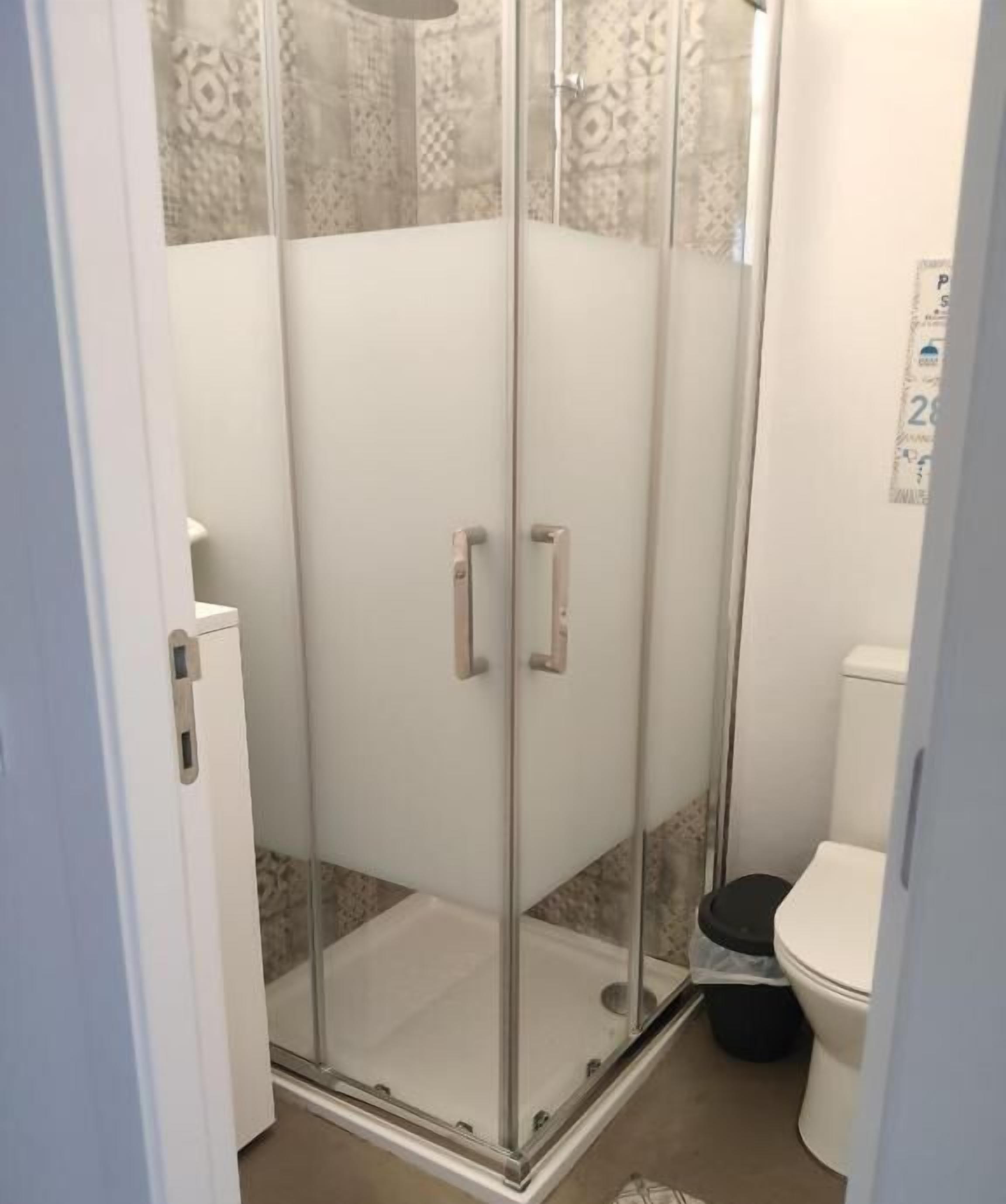 Deluxe Double Room, City View | Bathroom