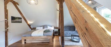 WiFi, bed sheets