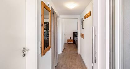 Holiday Home with Hot Tub and Sauna near Bernsteinsee