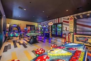 Spielezimmer