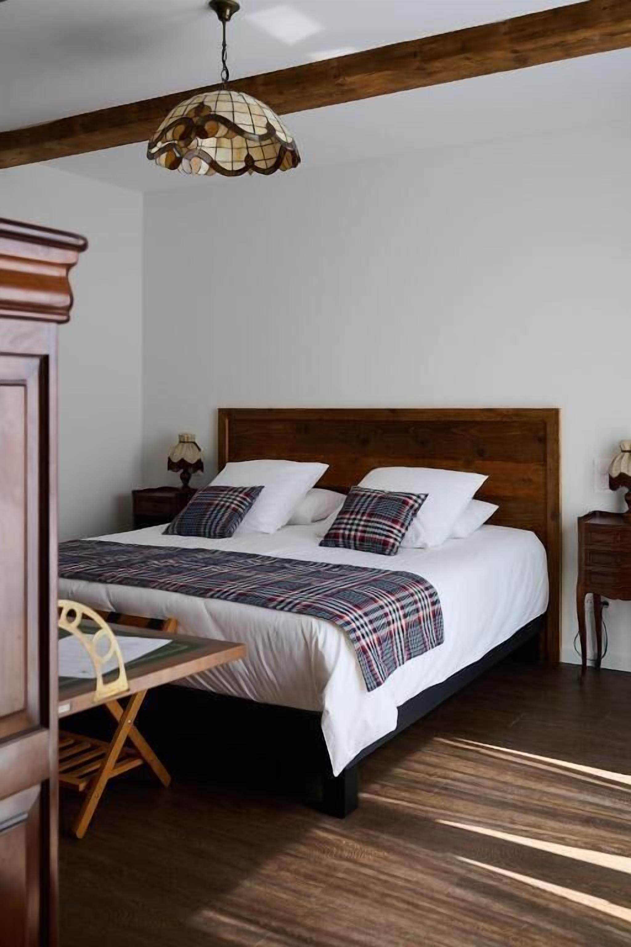 Double Room, Garden View | Blackout drapes, soundproofing, free WiFi