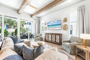 Living area - The Pearl- Brand New Home-Private Pool-Elevator (MIRAMAR BEACH)