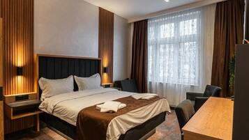 Deluxe Double Room, City View | Minibar, laptop workspace, soundproofing, cribs (free)