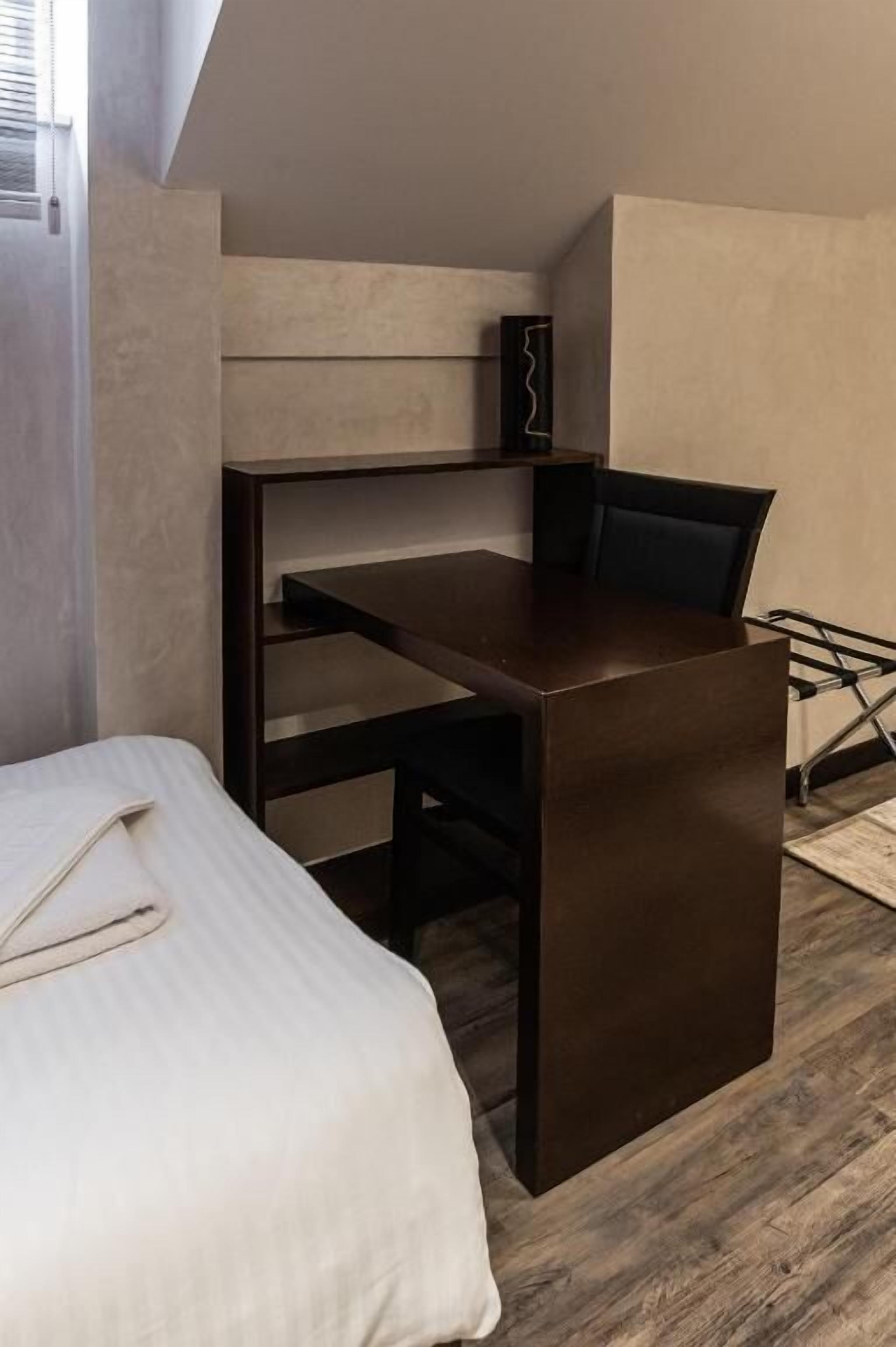 Economy Single Room, City View | Free WiFi