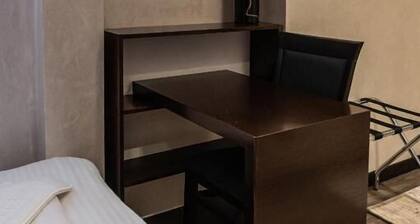 Hotel Astral