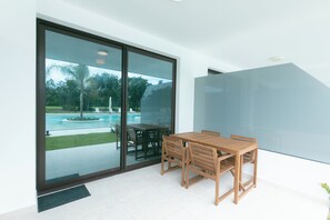 Outdoor dining - Condo ideal for couples 7 min from the beach (Punta Cana)