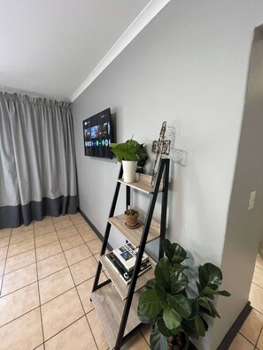 Room, 1 Bedroom, Private Pool | Interior - Room-luxury Stay in Pretoria! Fast Wi-fi (Pretoria)