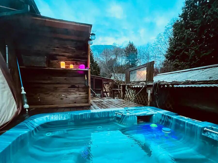 Comfort Cabin, Private Bathroom, Mountain View (Forest Cabin) | Outdoor pool