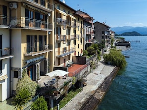 Duplex, vista para o lago | Fachada