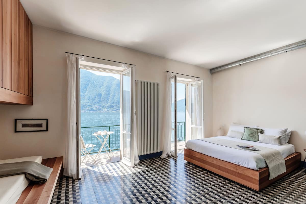 Duplex, vista para o lago