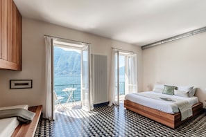 Duplex, vista para o lago