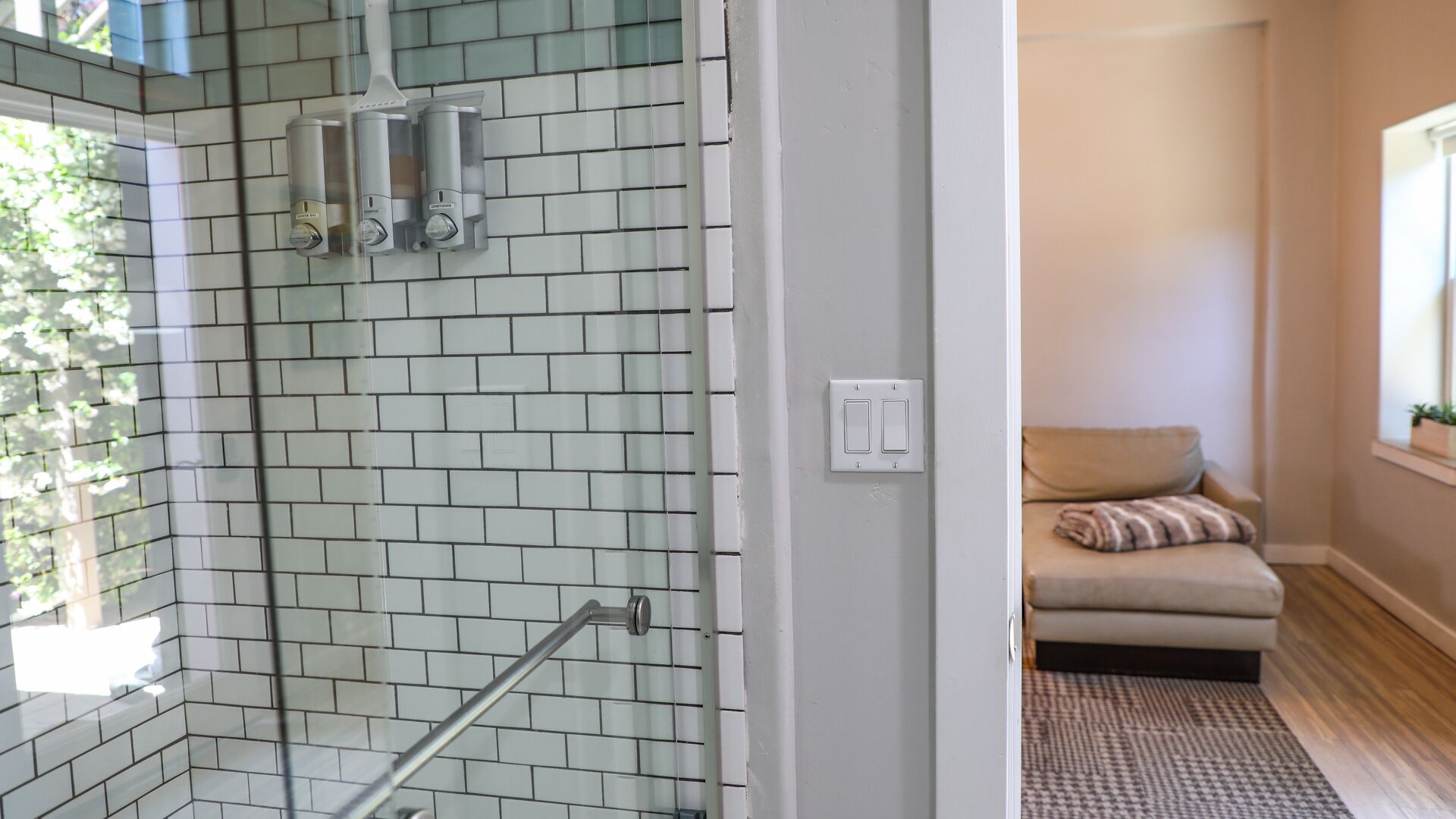 Suite Supérieure, salle de bains attenante, vue jardin (Couryard Suite #1) | Salle de bain