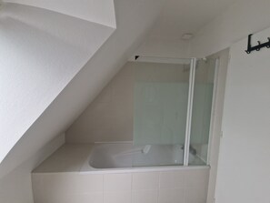 Bathroom - Gîte la rose des vents 8 people Port en bessin (Port-en-Bessin-Huppain)