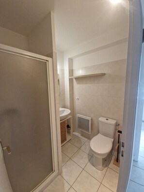 Bathroom - Gîte la rose des vents 8 people Port en bessin (Port-en-Bessin-Huppain)