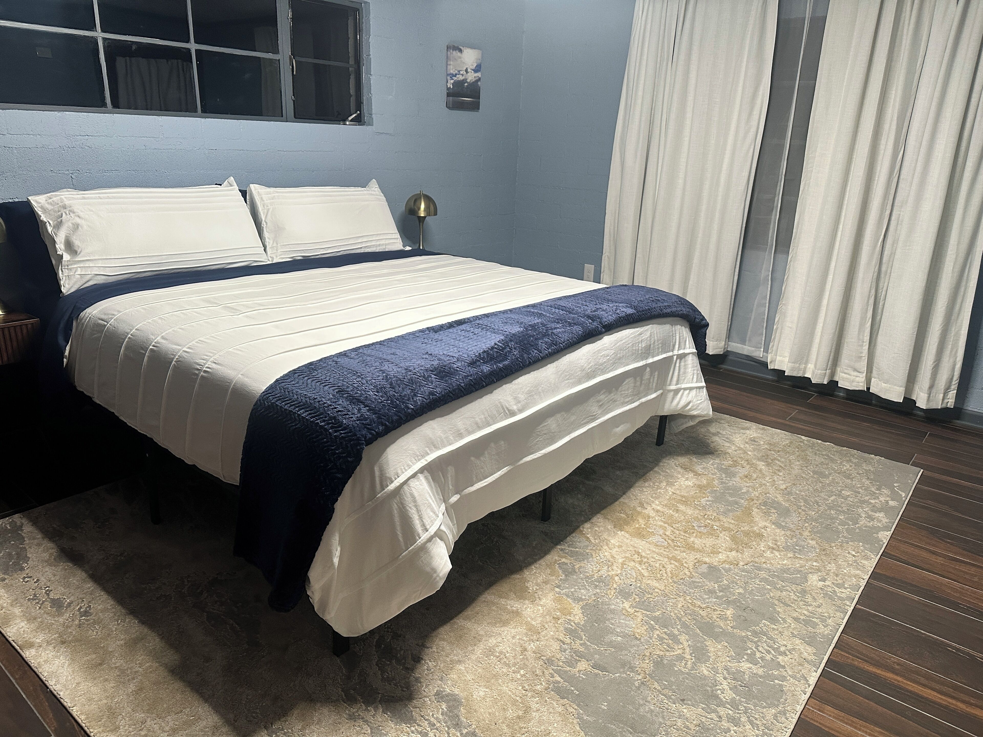2 chambres, fer et planche à repasser, Wi-Fi, draps fournis