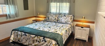 Clean 2bdrm on Carson River with AC - 5 mins to downtown Fallon - 15 mins to i80