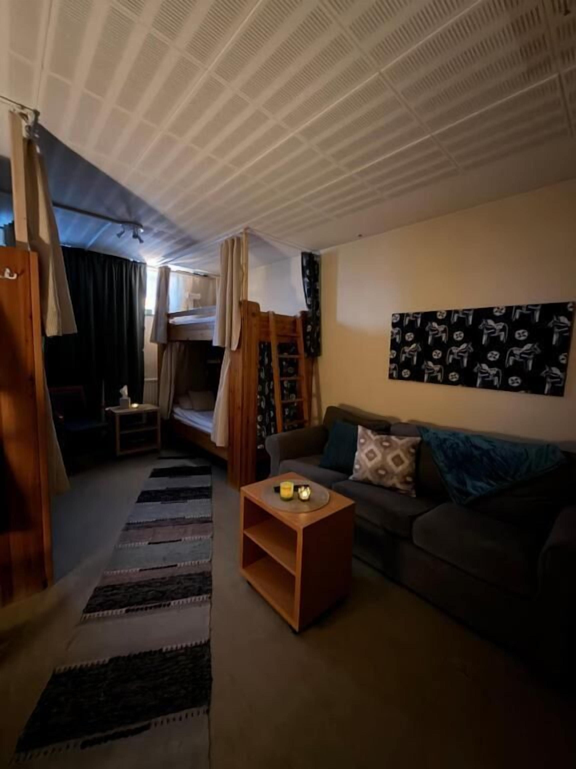 Classic Shared Dormitory, Men only | Living area