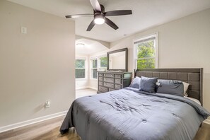 House (3 Bedrooms) | Interior - Game-day Getaway Near Arrowhead Stadium & Casinos! (Kansas City)