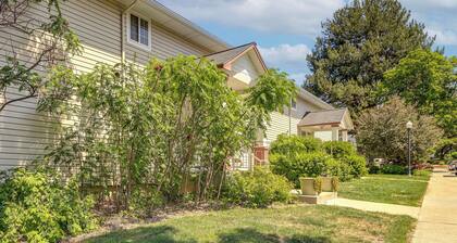 2 Mi to Dtwn Boise! Condo w/ Pool & Hot Tub Access